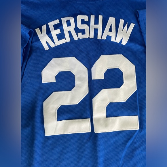 Clayton Kershaw Los Angeles Dodgers jersey - Picture 6 of 7
